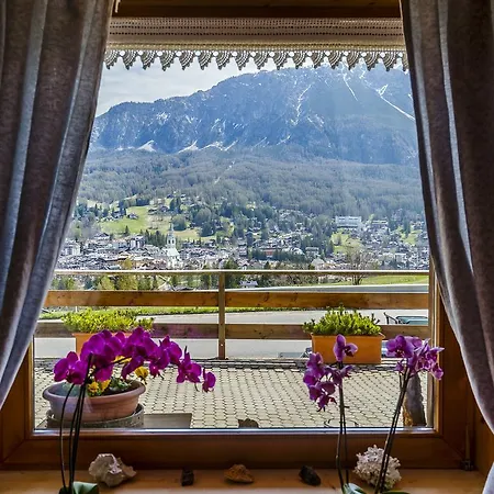 Chalet Gilardon * Κορτίνα Ντ' Αμπέτσο